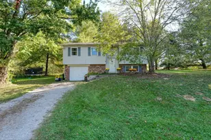 62282 Forestview Dr, Cambridge, OH 43725 - Photo 1