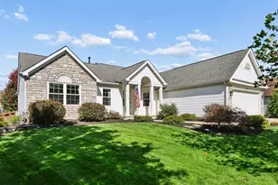 2497 Abbey Knoll Dr, Lewis Center, OH 43035 - Photo 3