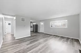 3087 Huntington Dr, Columbus, OH 43207 - Photo 13