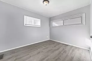 1327 Marble Dr, Columbus, OH 43227 - Photo 27