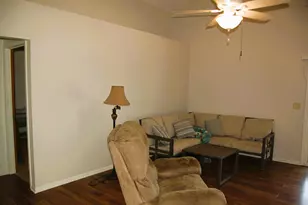 1069 Crossbrook Blvd, Galloway, OH 43119 - Photo 5