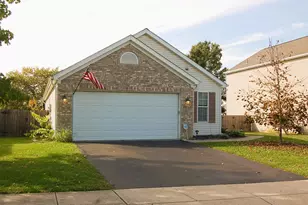 1069 Crossbrook Blvd, Galloway, OH 43119 - Photo 3