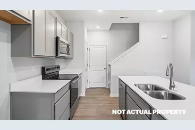 6264 Marinelli Drive North, Columbus, OH 43228 - Photo 11