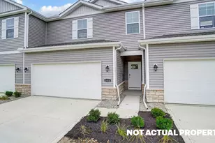 1420 Marinelli Dr E, Columbus, OH 43228 - Photo 3
