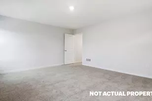 1420 Marinelli Dr E, Columbus, OH 43228 - Photo 19