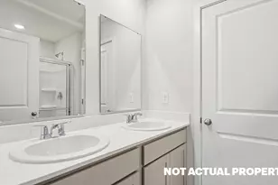 6273 Marinelli Dr North N, Columbus, OH 43228 - Photo 21