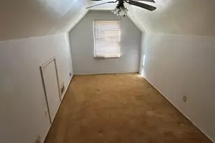 3357 Eakin Rd, Columbus, OH 43204 - Photo 13