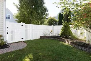 8081 Chatham Green Dr, New Albany, OH 43054 - Photo 47
