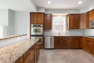 8081 Chatham Green Dr, New Albany, OH 43054 - Photo 13