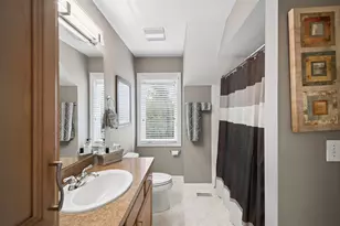 586 Pinegrove Pl, Columbus, OH 43230 - Photo 33