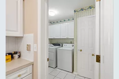 6427 Upper Lake Circle, Westerville, OH 43082 - Photo 17