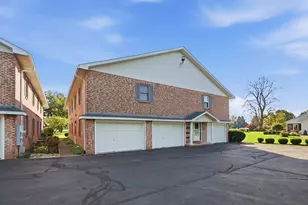 341 Dice Dr, Washington Court House, OH 43160 - Photo 1