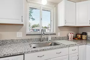4996 Palmetto St, Columbus, OH 43228 - Photo 11