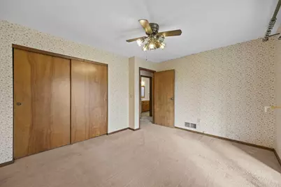 562 Executive Boulevard, Delaware, OH 43015 - Photo 15