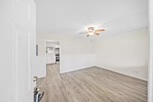 87 Woodlawn Ave, Columbus, OH 43228 - Photo 9