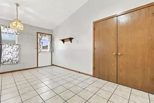 1466 Pinestone Dr, Columbus, OH 43223 - Photo 15
