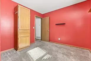 1466 Pinestone Dr, Columbus, OH 43223 - Photo 23