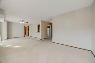 3967 Karl Rd, Columbus, OH 43224 - Photo 17