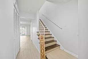 2370 Woodbrook Cir S, Columbus, OH 43223 - Photo 5