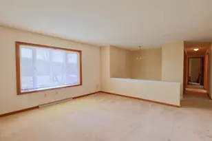 3023 Valley View Rd NE, Lancaster, OH 43130 - Photo 7
