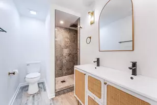 244 N Hague Ave, Columbus, OH 43204 - Photo 33