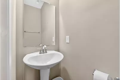318 Kear Street, Lockbourne, OH 43137 - Photo 11