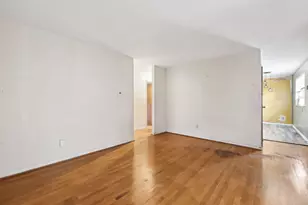 1045 N Cassady Ave, Columbus, OH 43219 - Photo 3