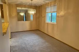5885 Beechcroft Rd, Columbus, OH 43229 - Photo 11
