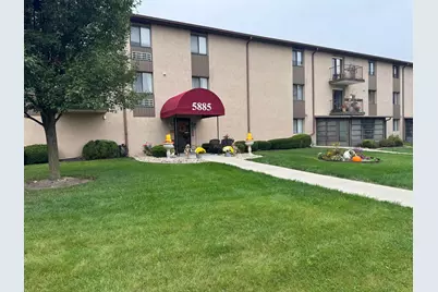 5885 Beechcroft Road #218, Columbus, OH 43229 - Photo 1