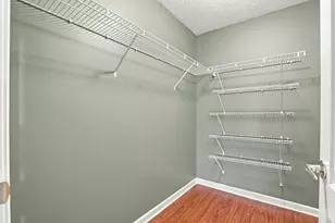 1870 Berrancher Dr, Columbus, OH 43228 - Photo 25
