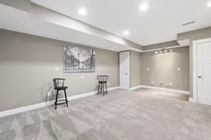 6161 Heritage Lakes Dr, Hilliard, OH 43026 - Photo 29