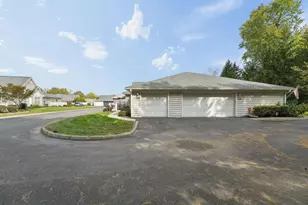 185 Groveport Pike, Canal Winchester, OH 43110 - Photo 27