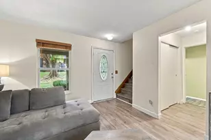 1595 Hallworth Ct, Columbus, OH 43232 - Photo 5