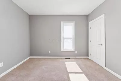 274 E Barthman Avenue, Columbus, OH 43207 - Photo 9
