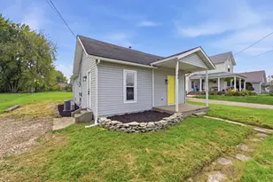 408 E Broad St, Hebron, OH 43025 - Photo 1