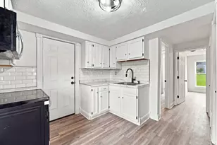 408 E Broad St, Hebron, OH 43025 - Photo 7