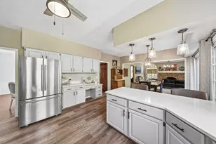 2211 Kate Ct, Hudson, OH 44236 - Photo 13