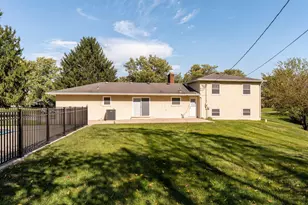 362 Haymarket St, West Jefferson, OH 43162 - Photo 9