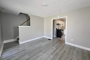 2071 Argyle Dr, Columbus, OH 43219 - Photo 7