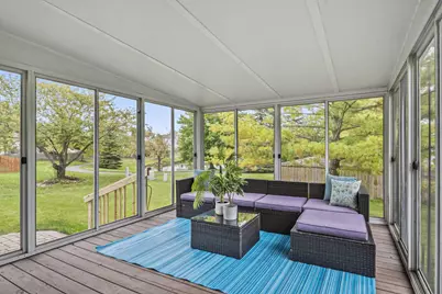108 Thevintree Drive, Galloway, OH 43119 - Photo 5