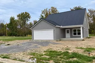 605 Moriah Dr, Kenton, OH 43326 - Photo 1