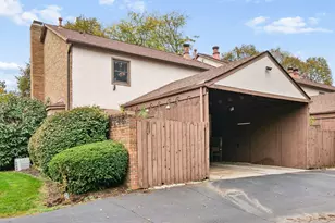1960 Drury Ln, Columbus, OH 43235 - Photo 29