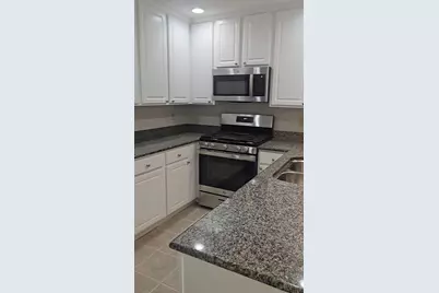 2733 Greystone Drive #GD2733, Columbus, OH 43220 - Photo 5