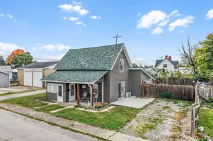 220 Barnes Ave, Circleville, OH 43113 - Photo 1
