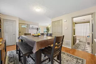 1358 Minnesota Ave, Columbus, OH 43211 - Photo 7