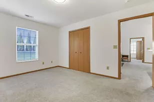 1257 Hillview Cir W, Newark, OH 43055 - Photo 29