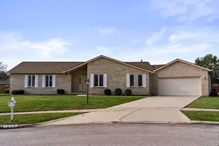 1545 Ojibwas Ct, Grove City, OH 43123 - Photo 1