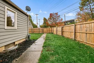 35 Demorest Ave, Columbus, OH 43204 - Photo 35