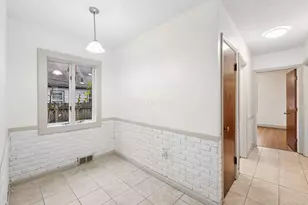 35 Demorest Ave, Columbus, OH 43204 - Photo 13