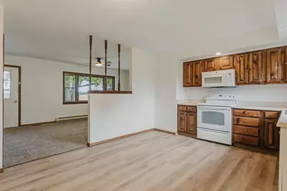 7649 White Oak Road NE, Bloomingburg, OH 43106 - Photo 13